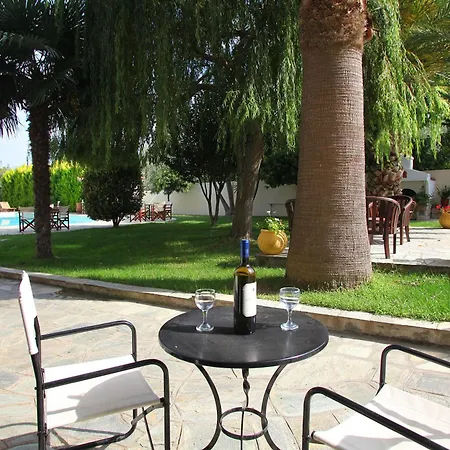 太阳住宿酒店 斯科派洛斯