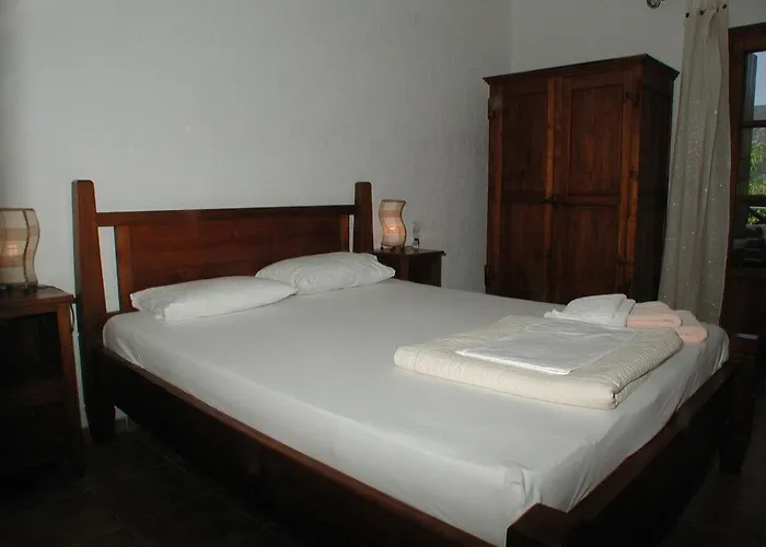 Sun 3* Skopelos Town